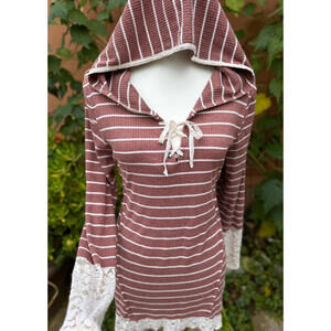 Kori America Casual Stripe Lace Hoodie Women’s Size M